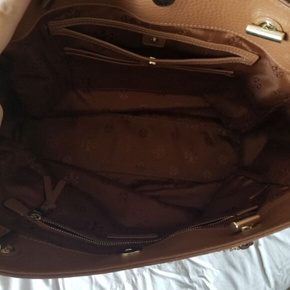 Tory Burch Large Tote - Picture 10 of 11